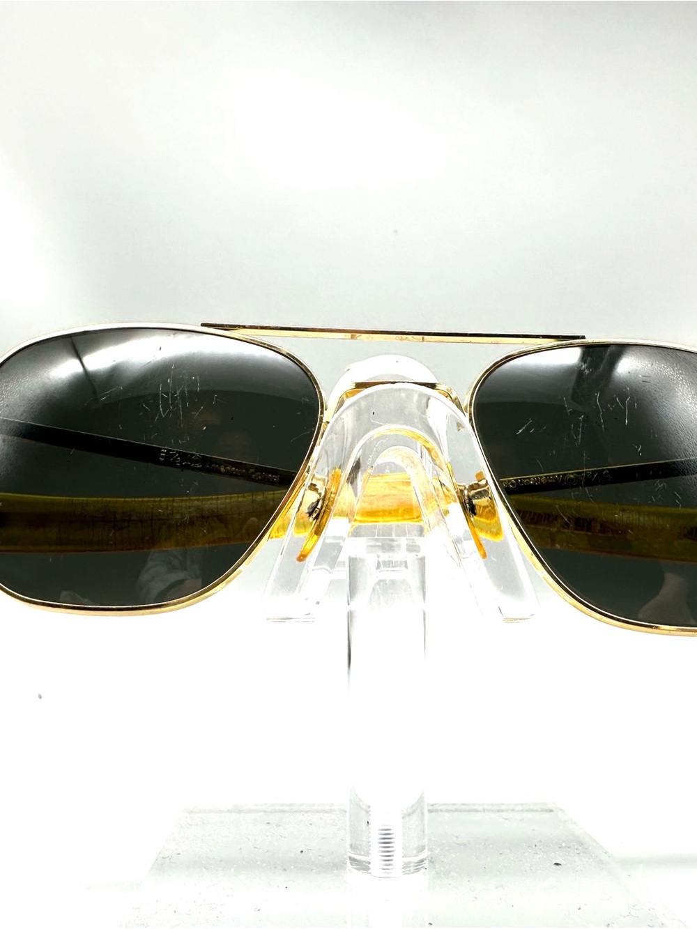 Vintage American Optical AO Aviator Sunglasses Gold Tone 5 1/2 Bayonet  Flaw